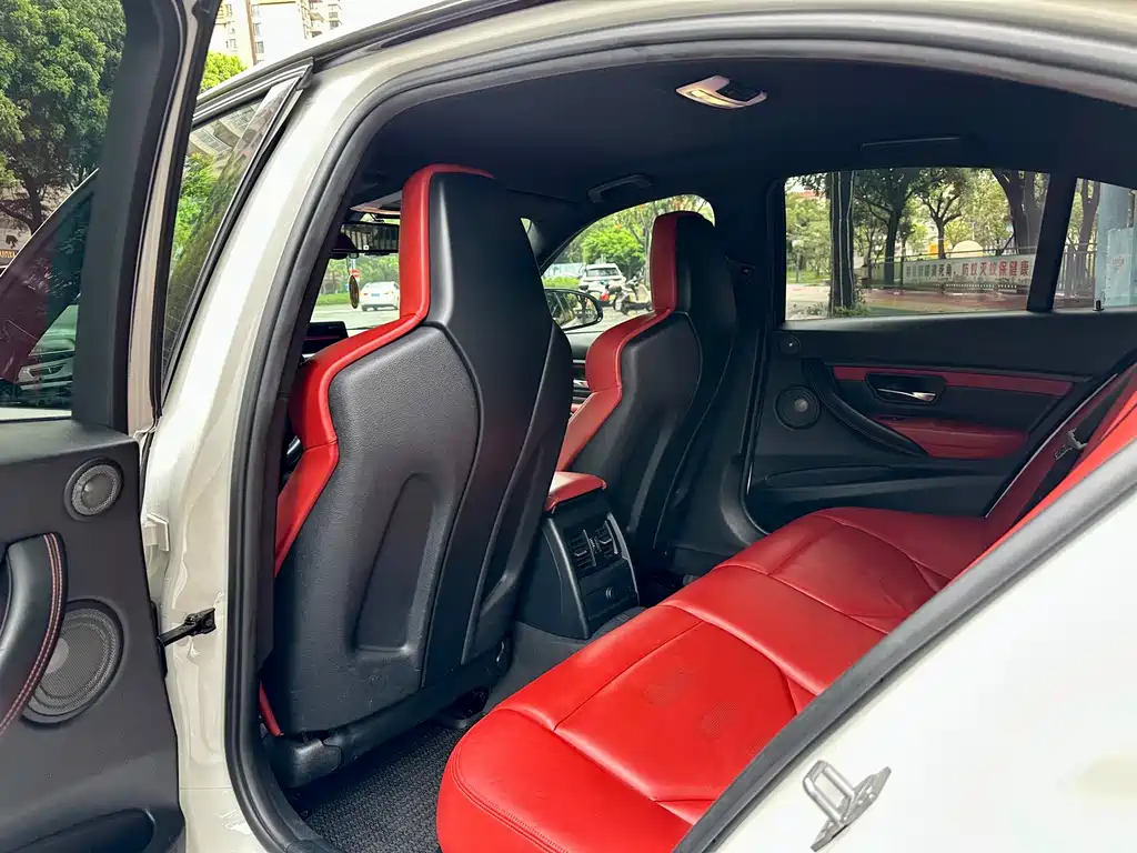 BMW M3 — миниатюра 16