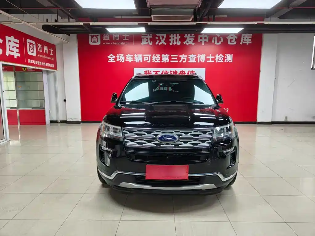 Ford Explorer (Import) — миниатюра 3