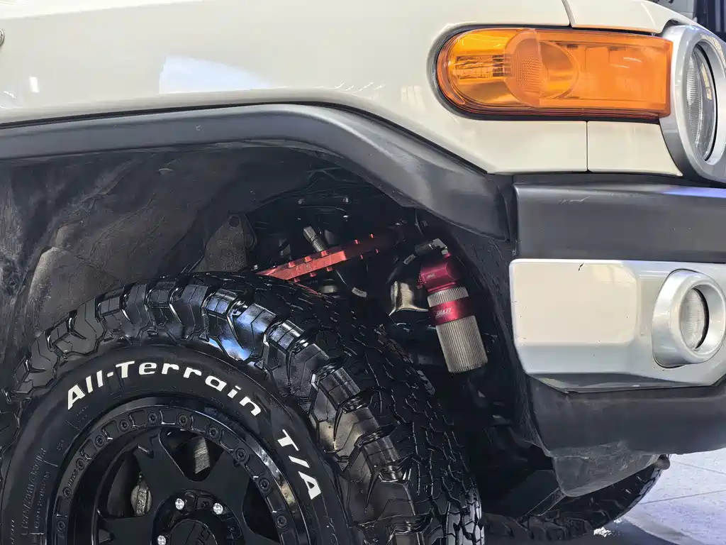 Toyota FJ Cruiser — миниатюра 15