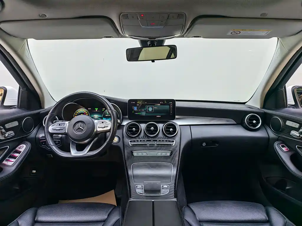 Mercedes-Benz C-Class — миниатюра 17