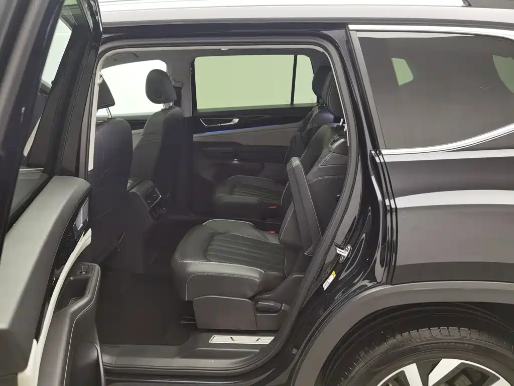 Volkswagen Teramont — миниатюра 15