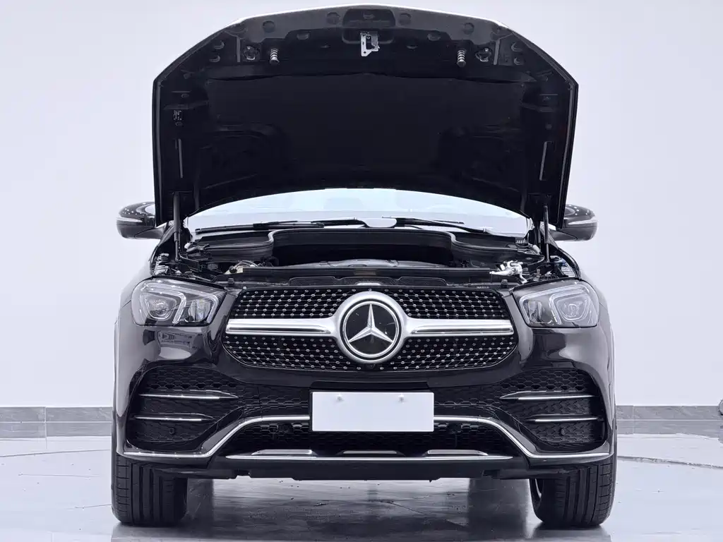 Mercedes-Benz GLE (Import) — миниатюра 9