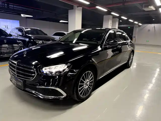 MERCEDES BENZ E CLASS