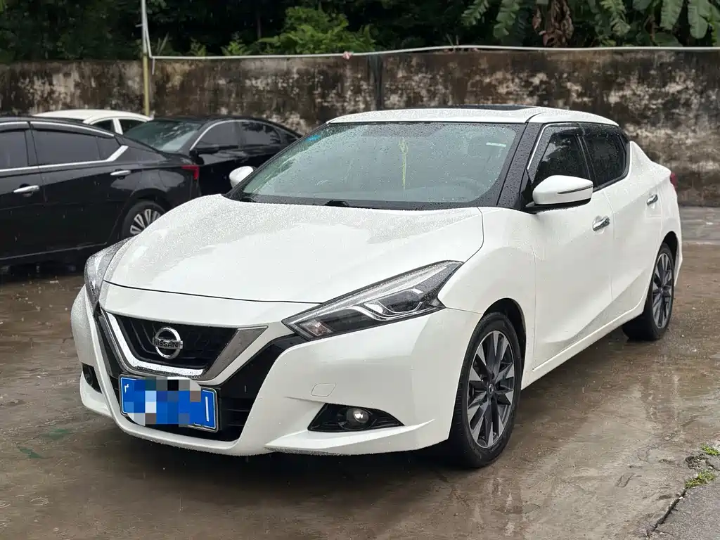 Nissan Bluebird