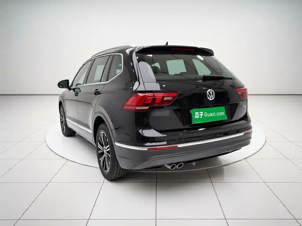 Volkswagen Tiguan L — миниатюра 4