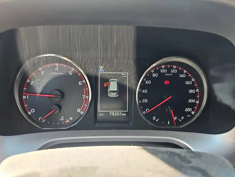 Toyota RAV4 — миниатюра 14