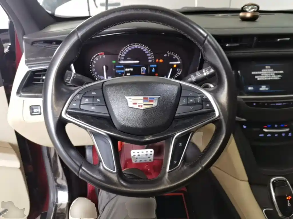 Cadillac XT5 — миниатюра 11