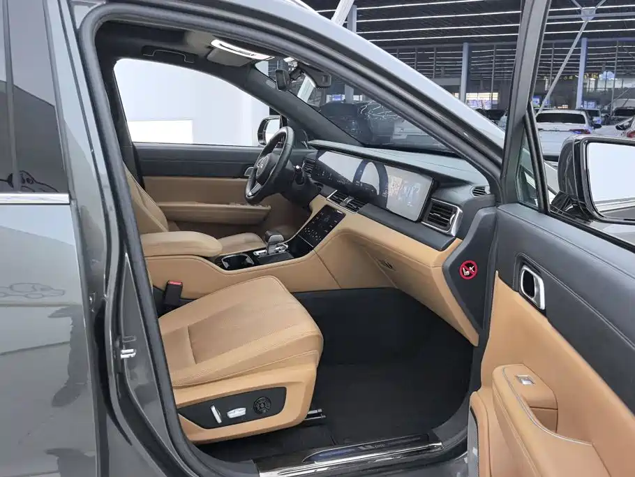 Li Auto Li ONE — миниатюра 8