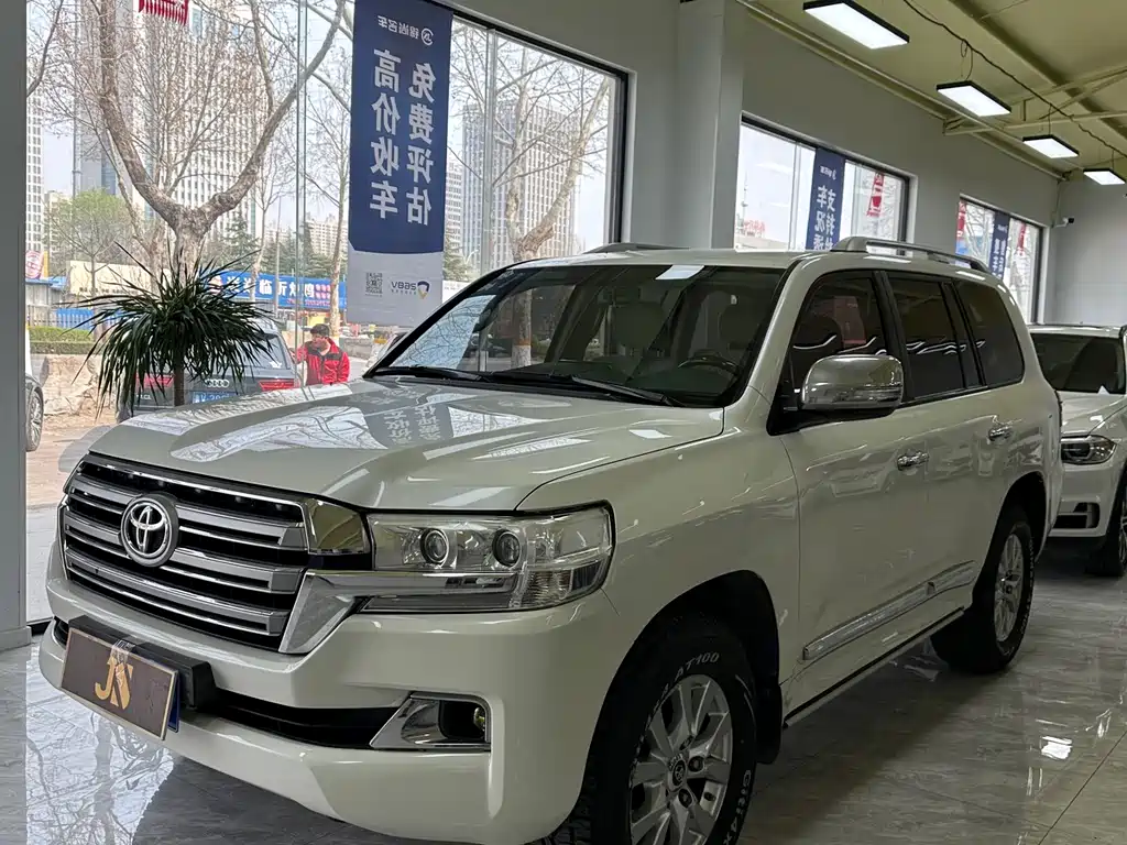 Toyota Land Cruiser 2017
