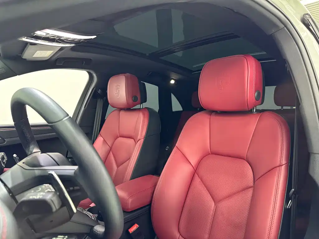 Porsche Macan — миниатюра 12