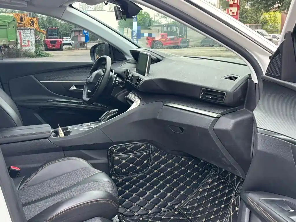 Peugeot 5008 — миниатюра 25