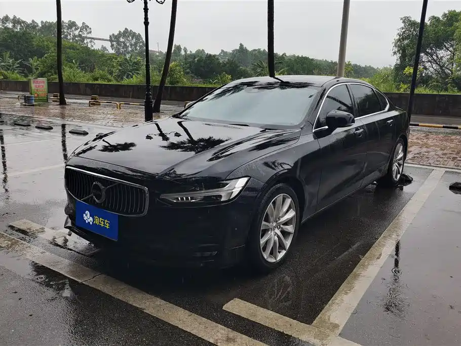 Volvo S90 2018
