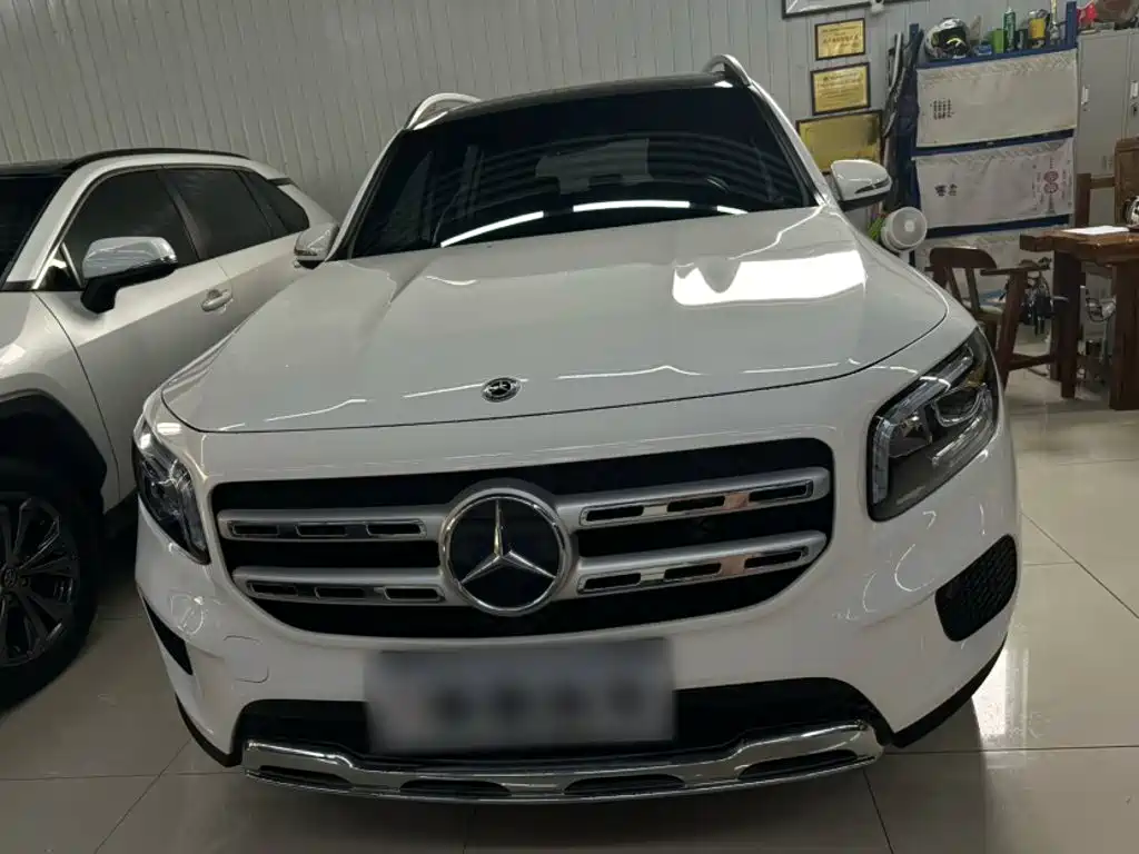 Mercedes-Benz GLB — миниатюра 3