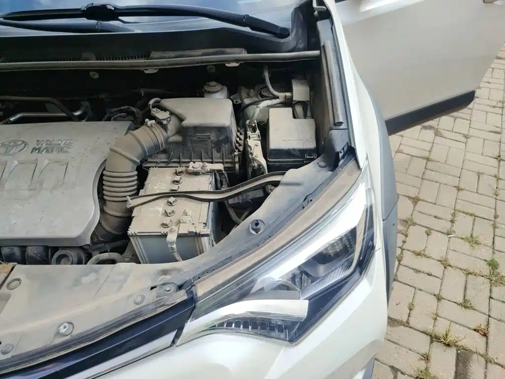 Toyota RAV4 — миниатюра 21