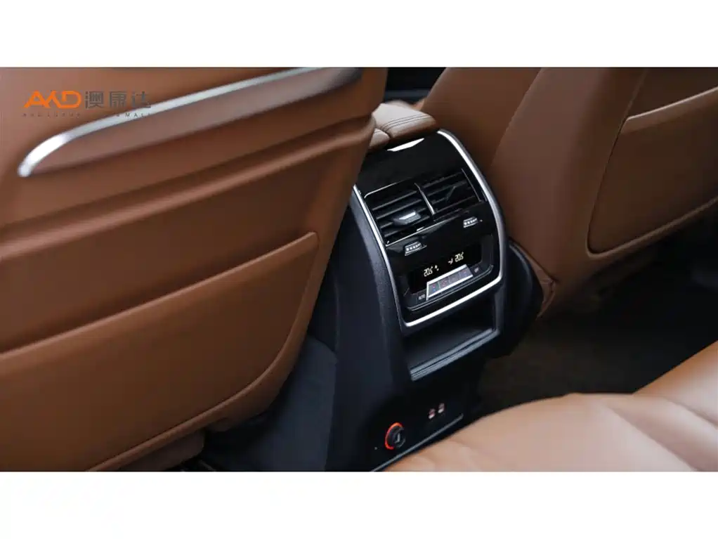 BMW X7 — миниатюра 10