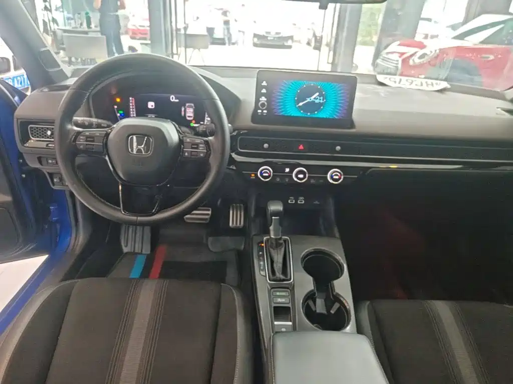 Honda Civic — миниатюра 10