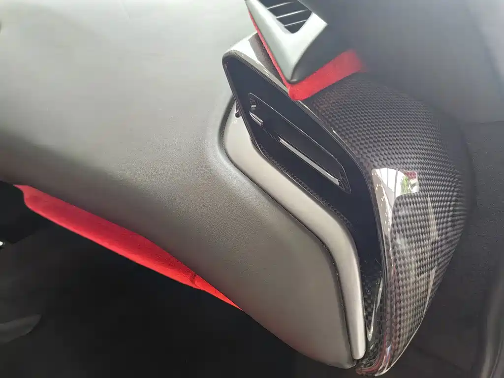 Ferrari SF90 — миниатюра 10