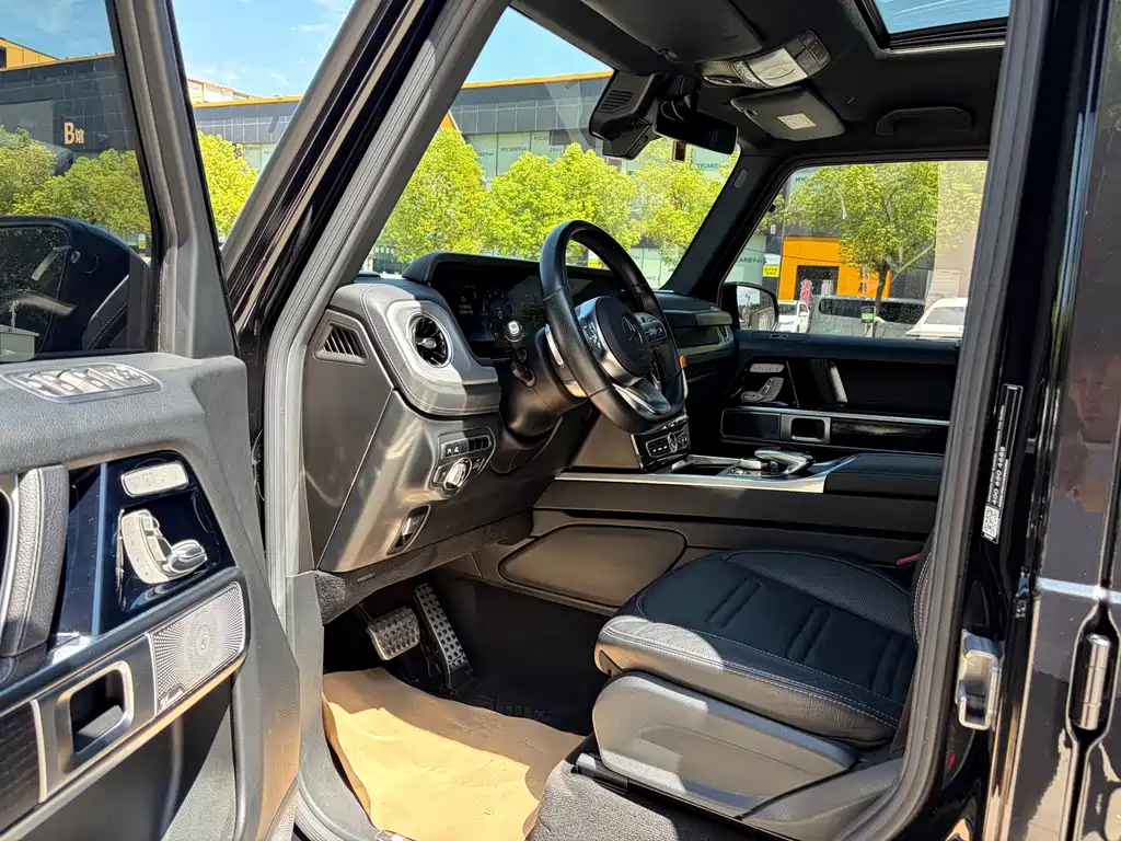 Mercedes-Benz G-Class — миниатюра 7