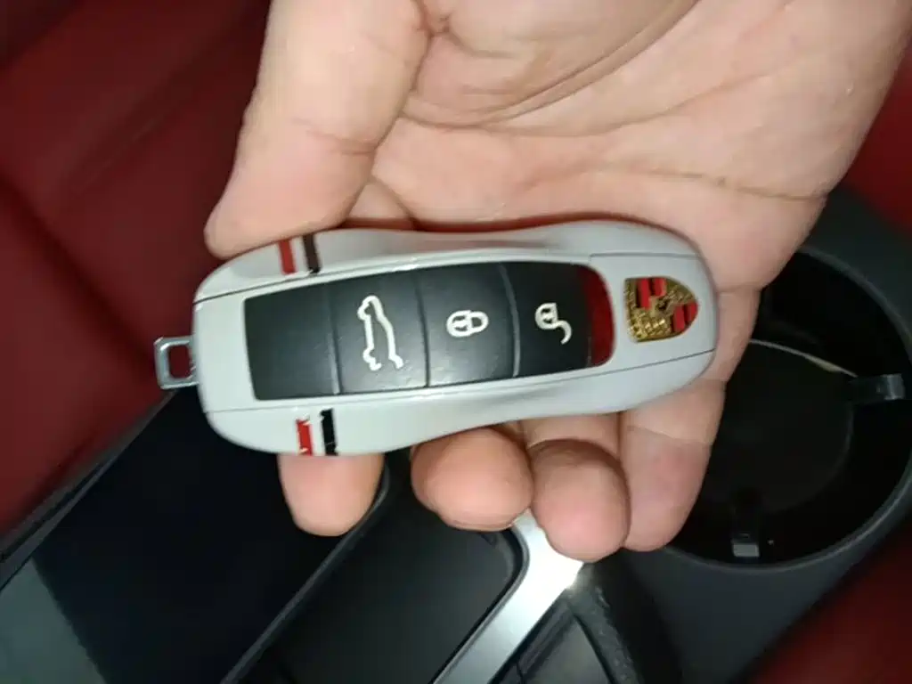 Porsche Macan — миниатюра 9