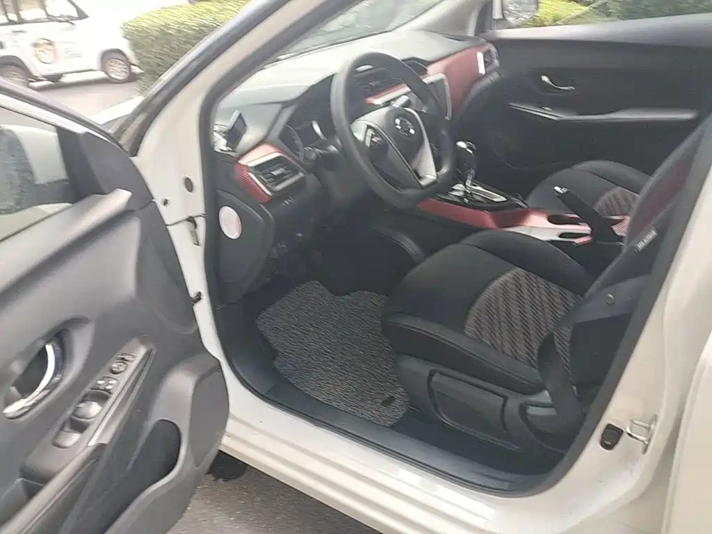 Nissan Bluebird — миниатюра 16