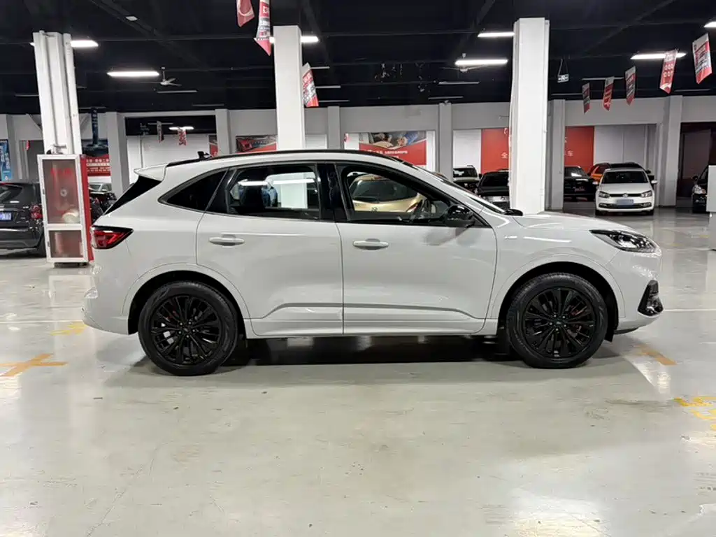 Ford Escape — миниатюра 23