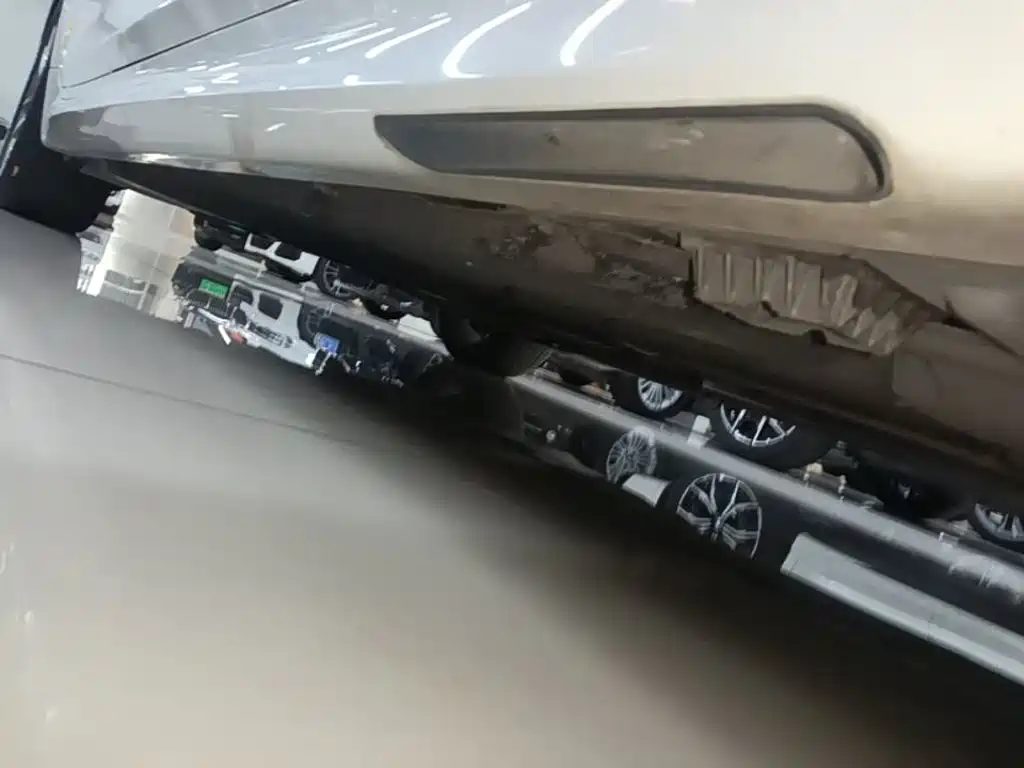 BMW 5 Series — миниатюра 21