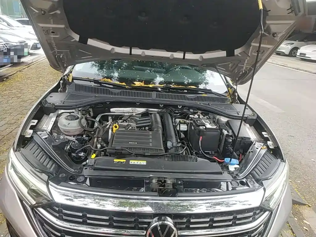 Volkswagen Sagitar — миниатюра 20