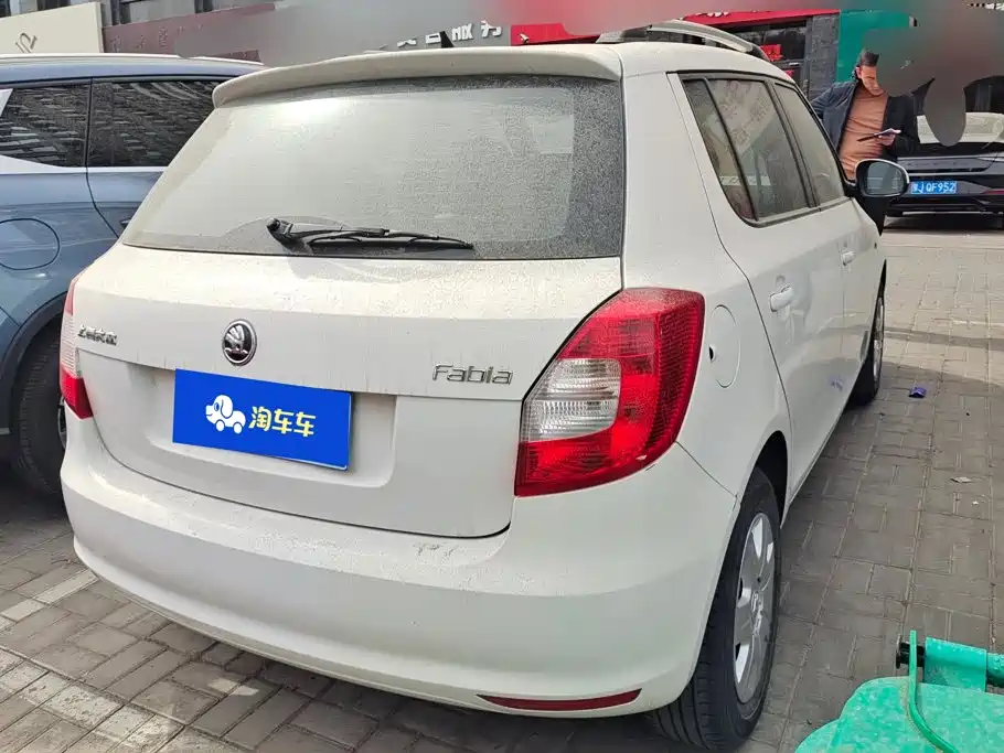 Skoda Fabia — миниатюра 3