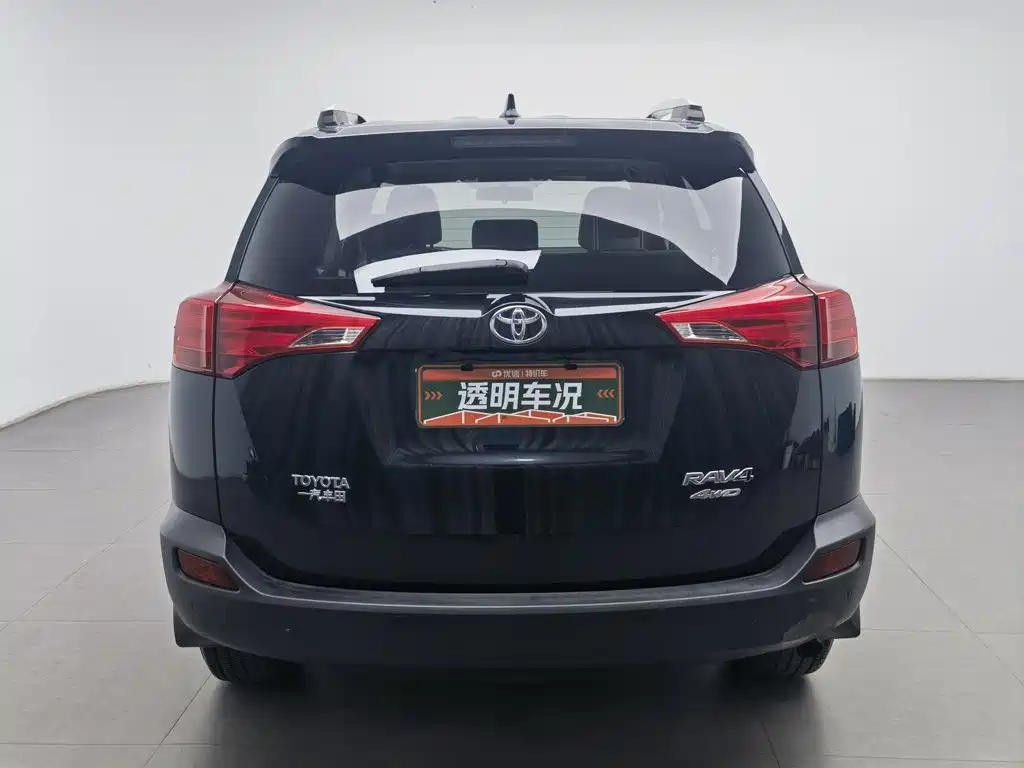 Toyota RAV4 — миниатюра 4
