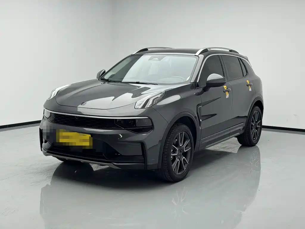 Lynk & Co 01