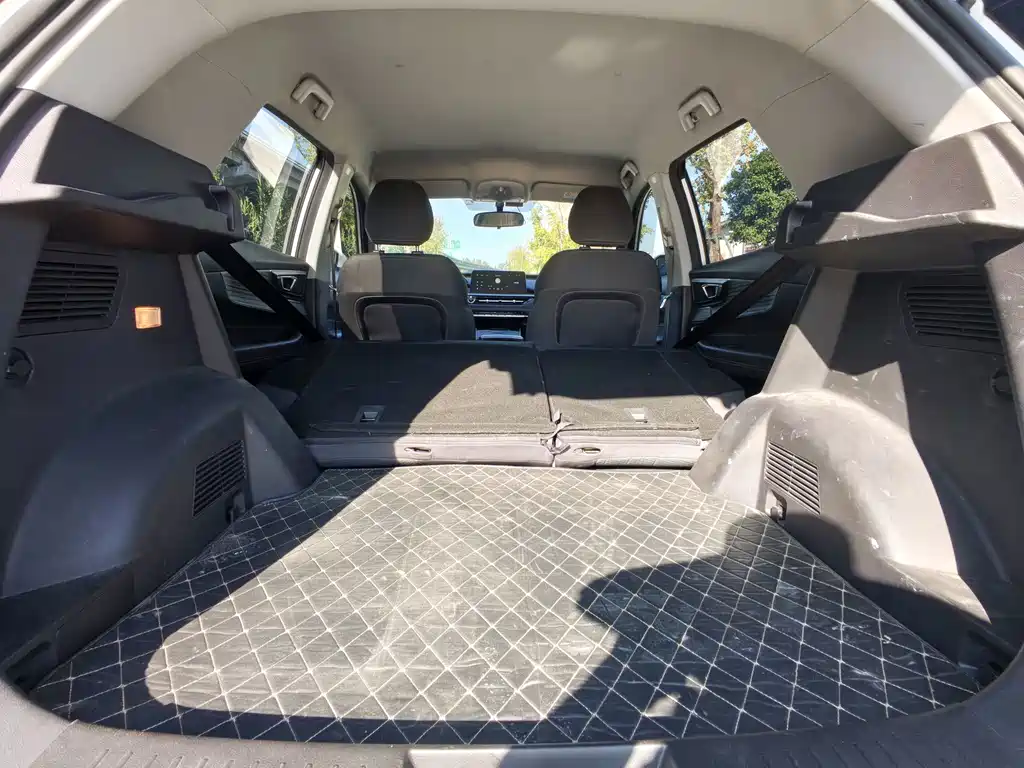Chery New Energy Tiggo e — миниатюра 13