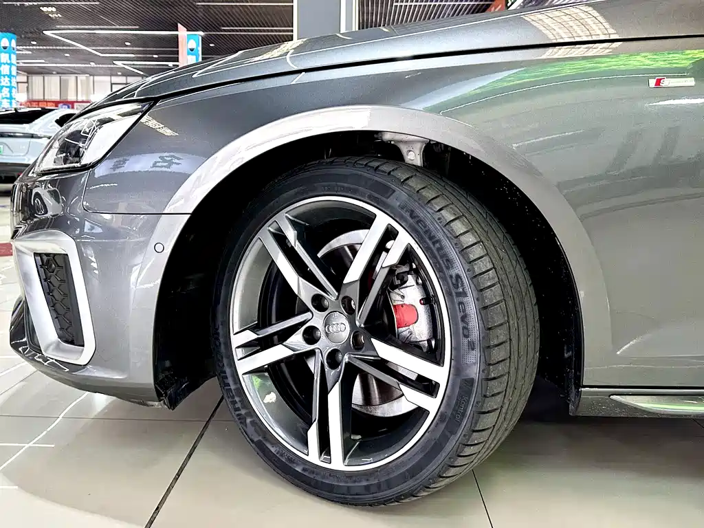 Audi A4L — миниатюра 9
