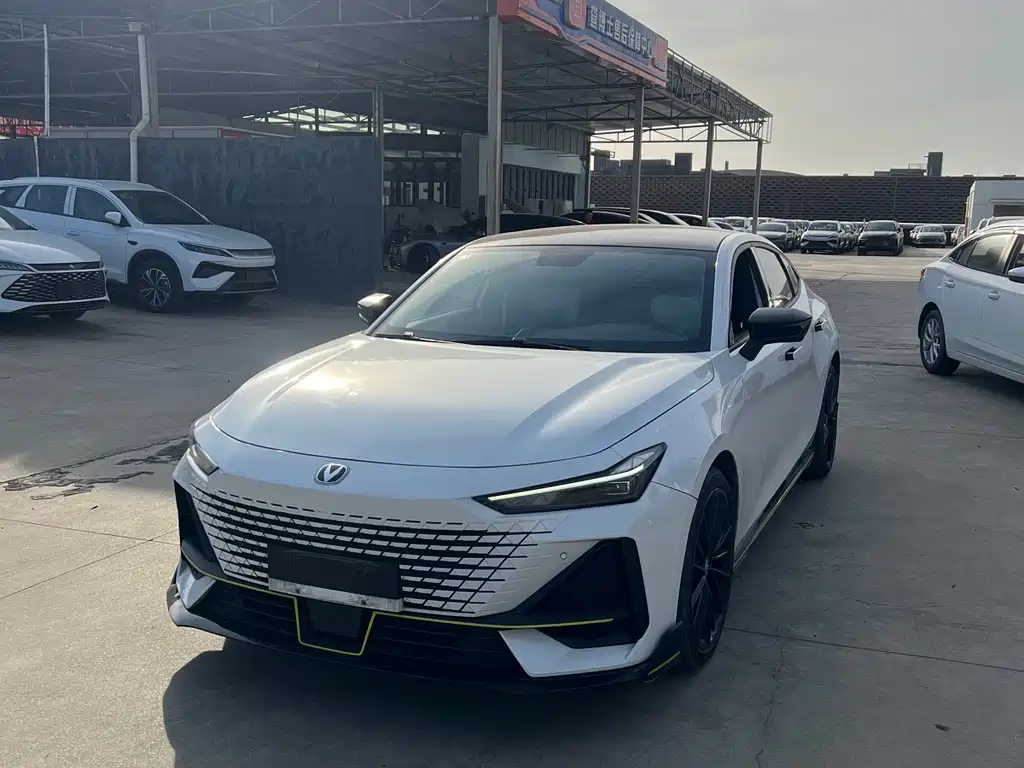 Changan UNI-V 2023