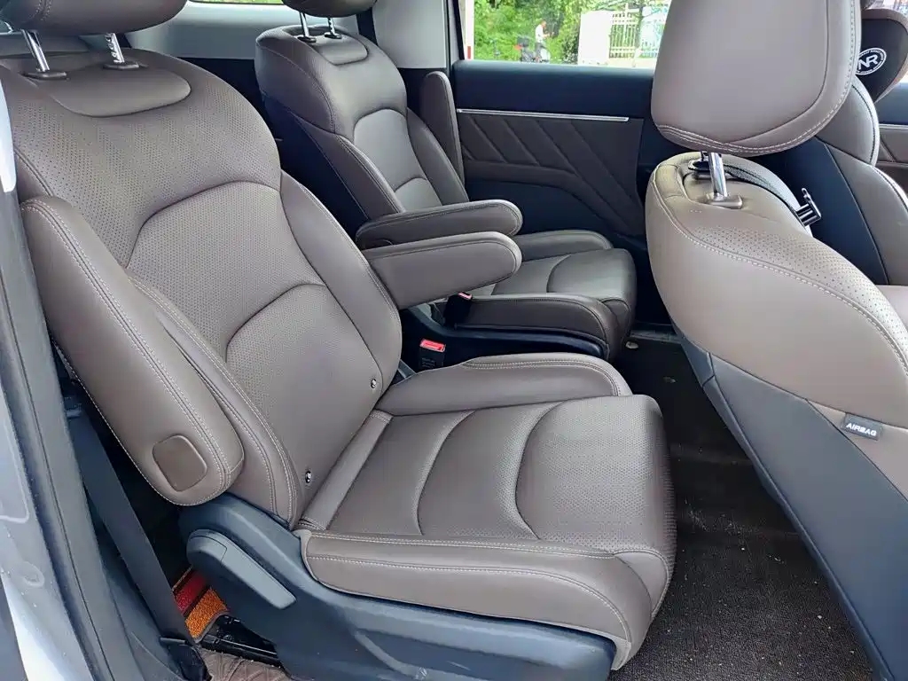 Wuling Xingguang — миниатюра 11