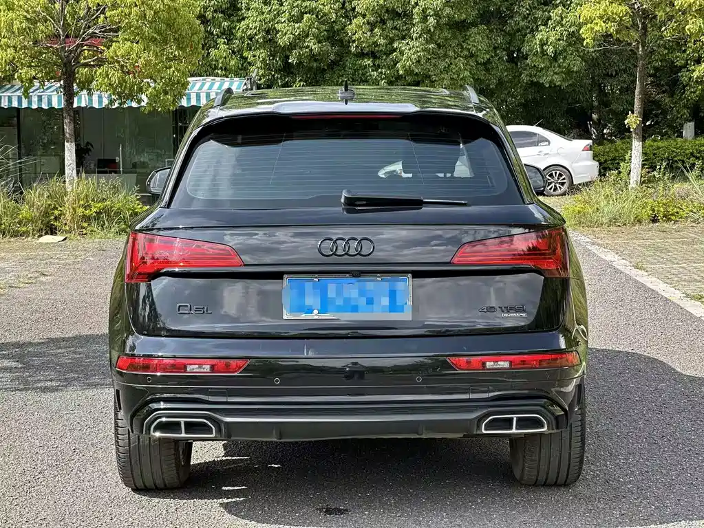 Audi Q5L 2022 40T Luxury