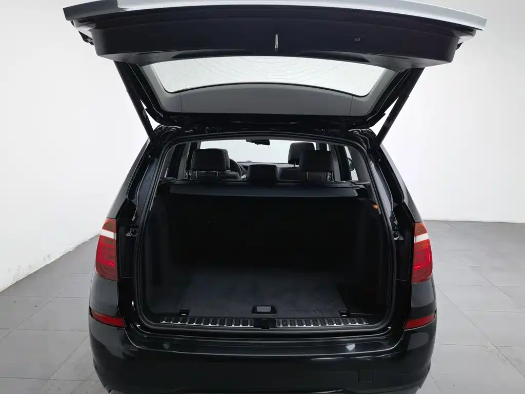 BMW X3 (Import) — миниатюра 16