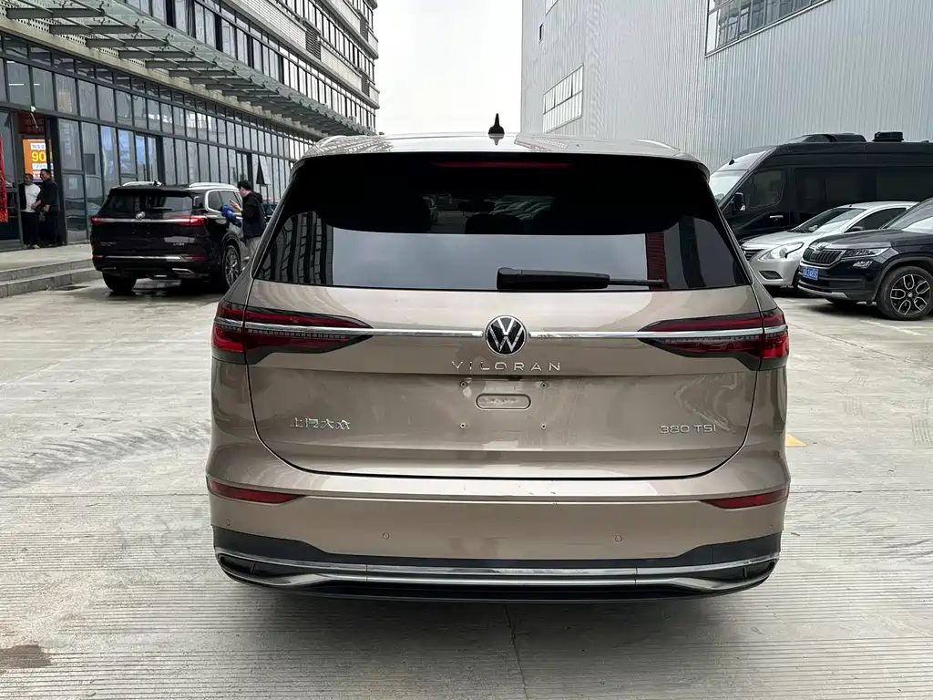 Volkswagen Viloran 2020 380TSI Luxury