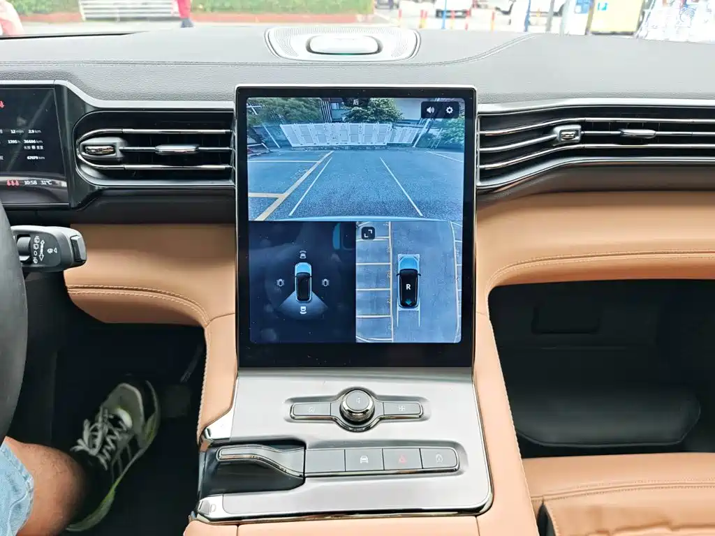 NIO ES6 — миниатюра 15