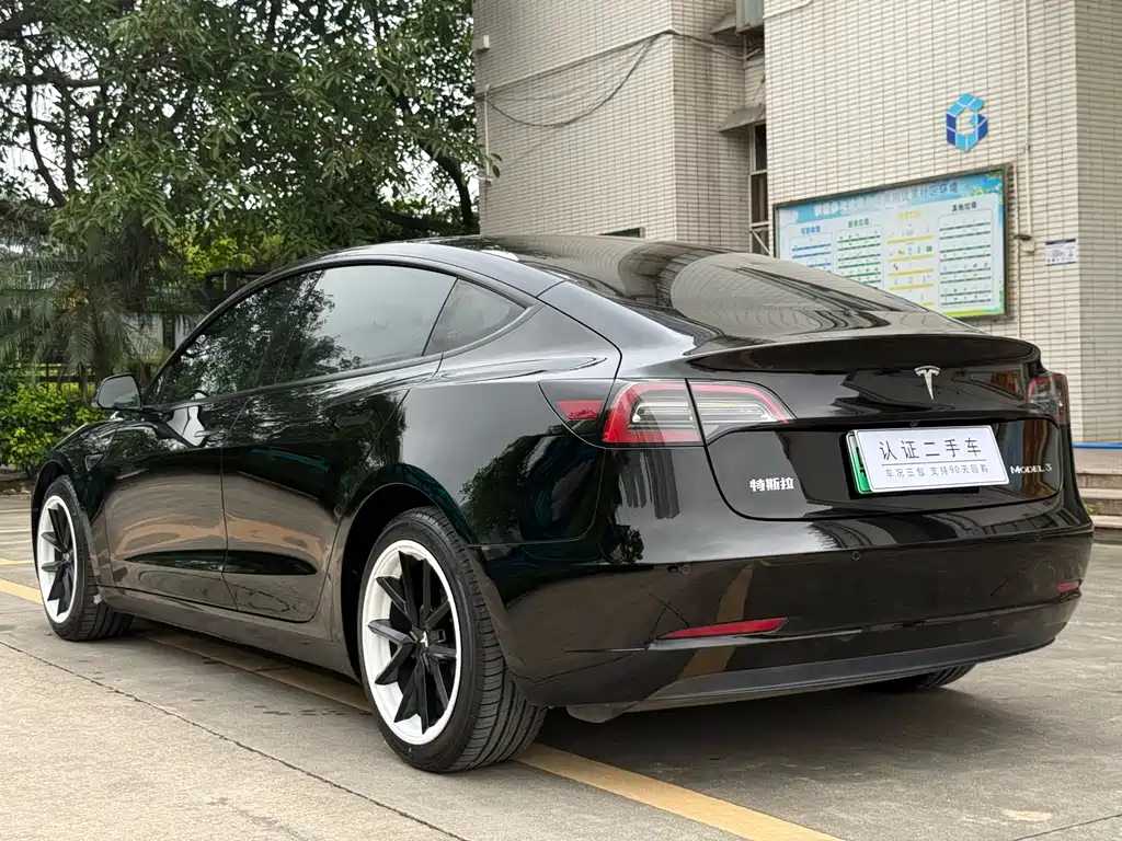 Tesla Model 3 — фотографии объявления, Фото 15