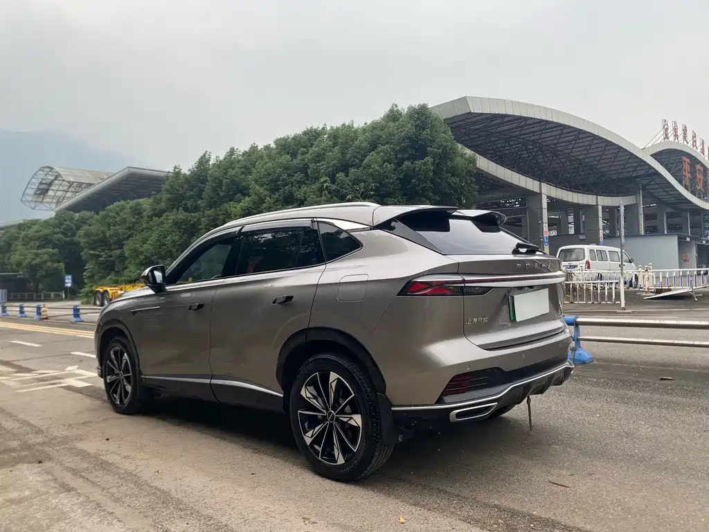 Roewe RX5 New Energy — миниатюра 8