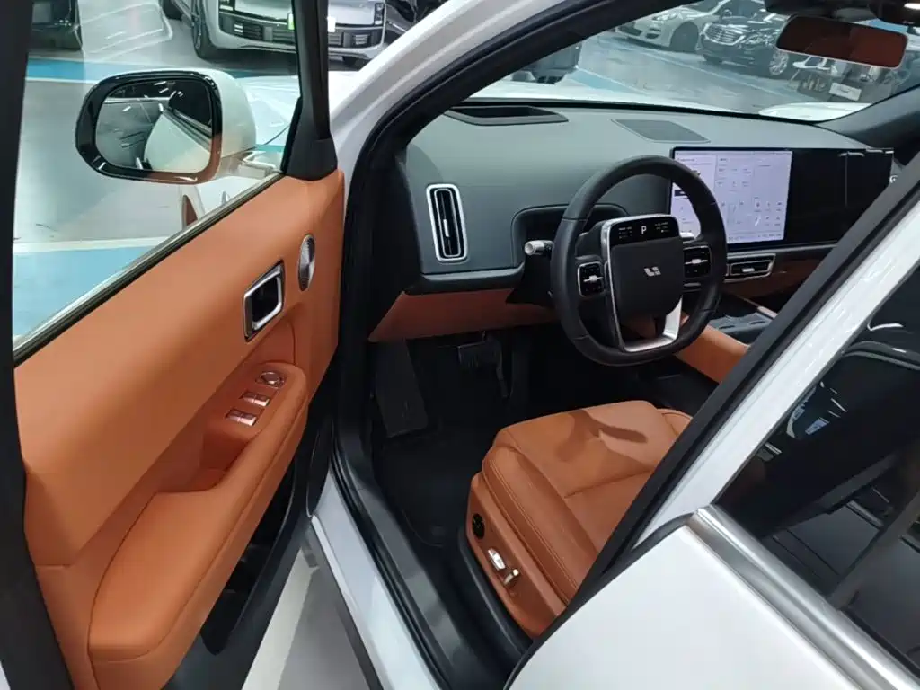 Li Auto Li L6 — миниатюра 16