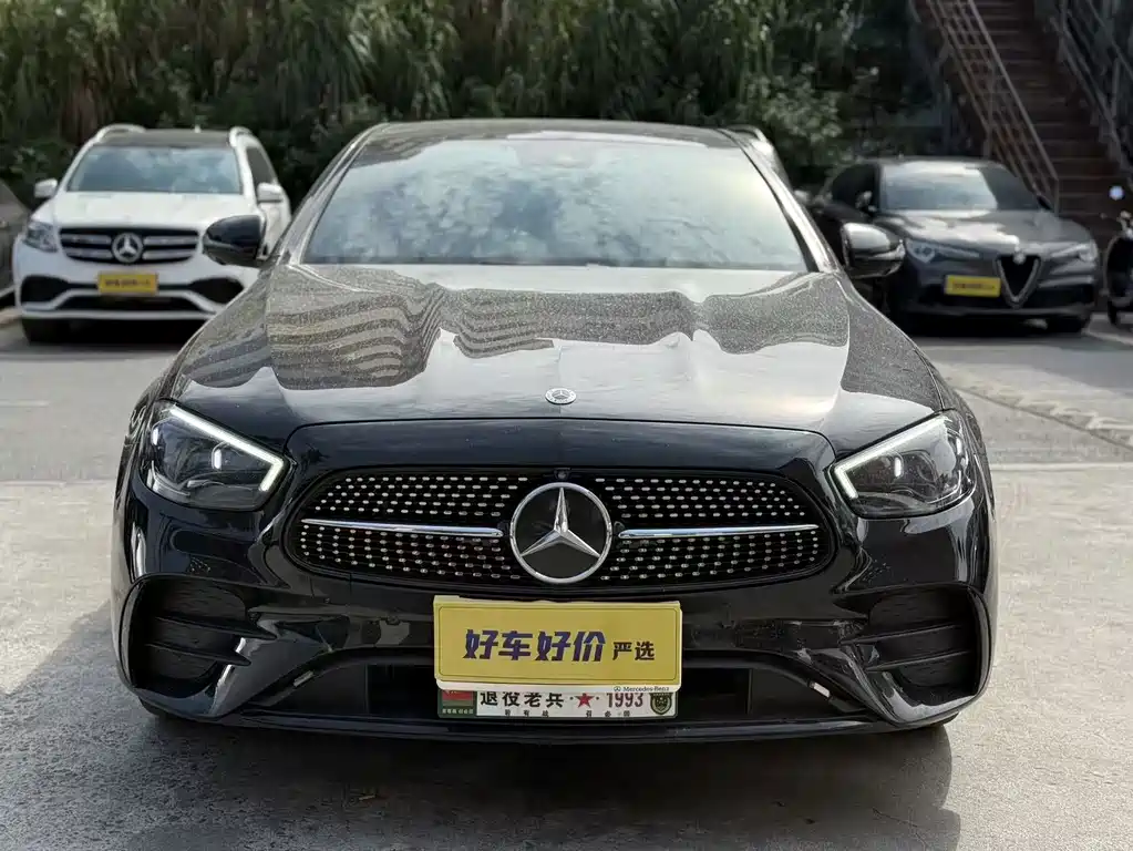 MERCEDES-BENZ E CLASS