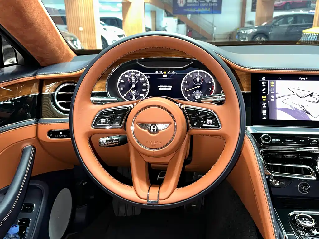 Bentley Flying Spur — миниатюра 13