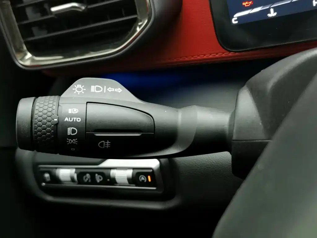 Geely Icon — миниатюра 21