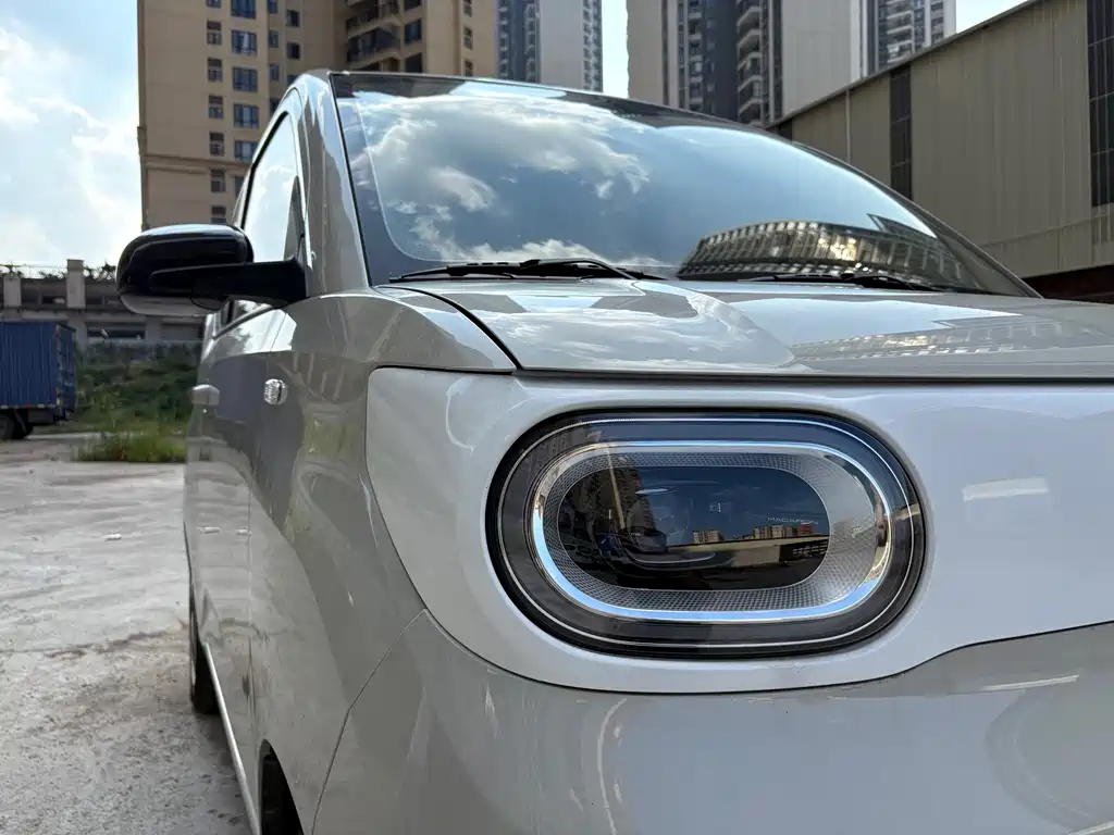 Wuling MINIEV — миниатюра 14