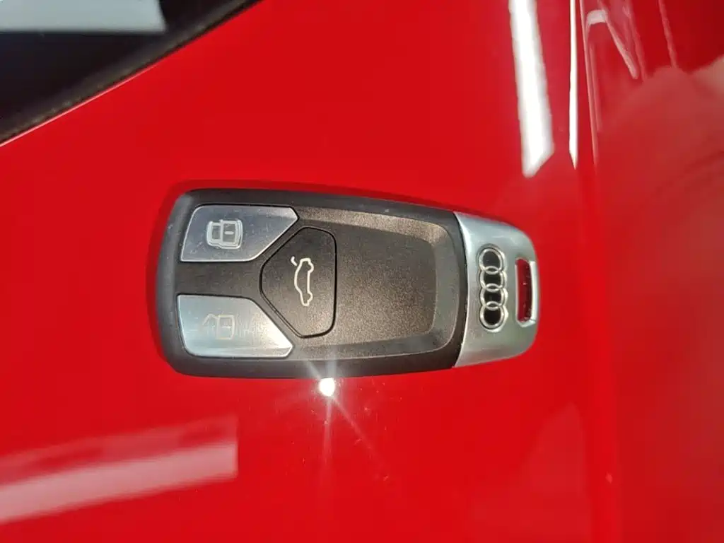 Audi A4L — миниатюра 9