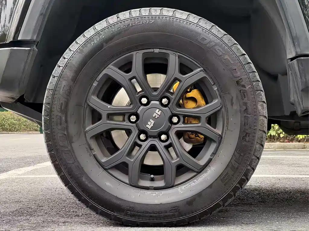 Beijing Off-Road BJ40 2.0T Auto 4WD City Hunter Edition Knight Type, фото 10