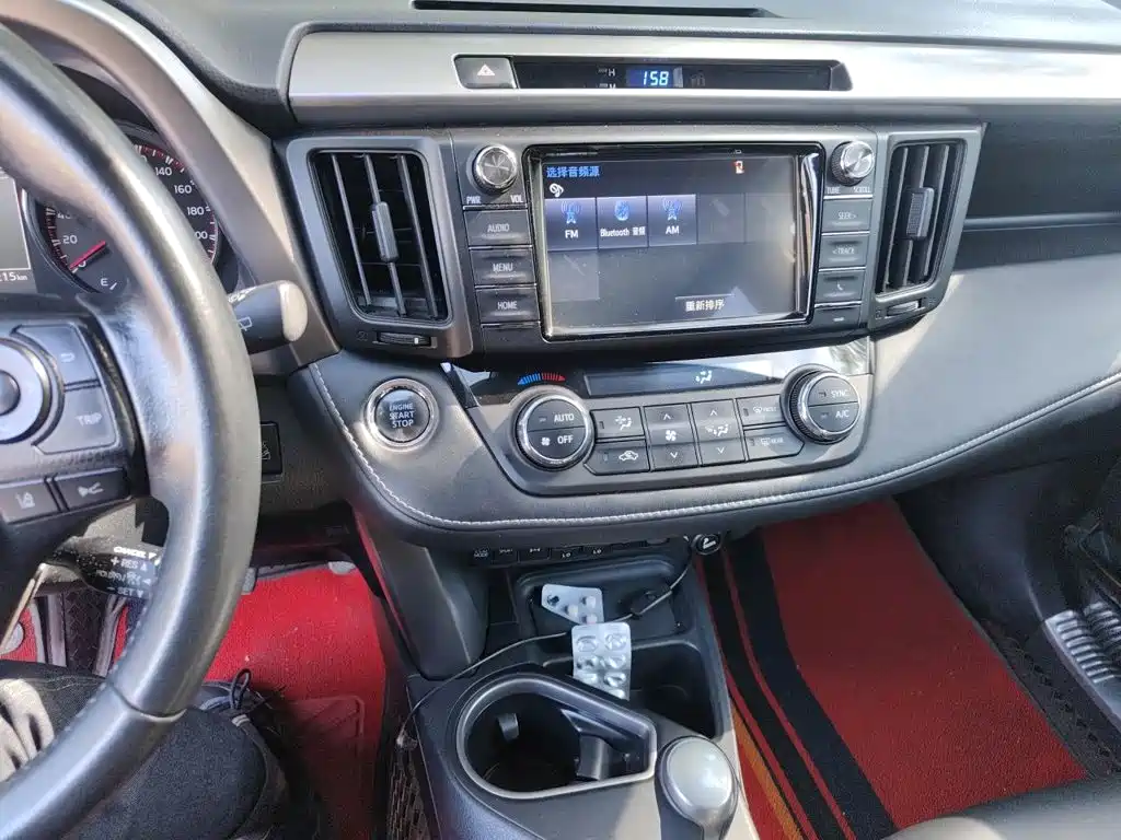 Toyota RAV4 — миниатюра 15