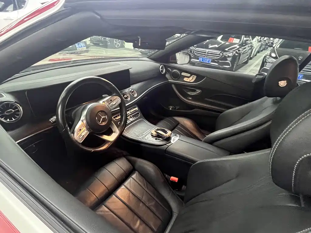 Mercedes-Benz E-Class (Import) — миниатюра 5