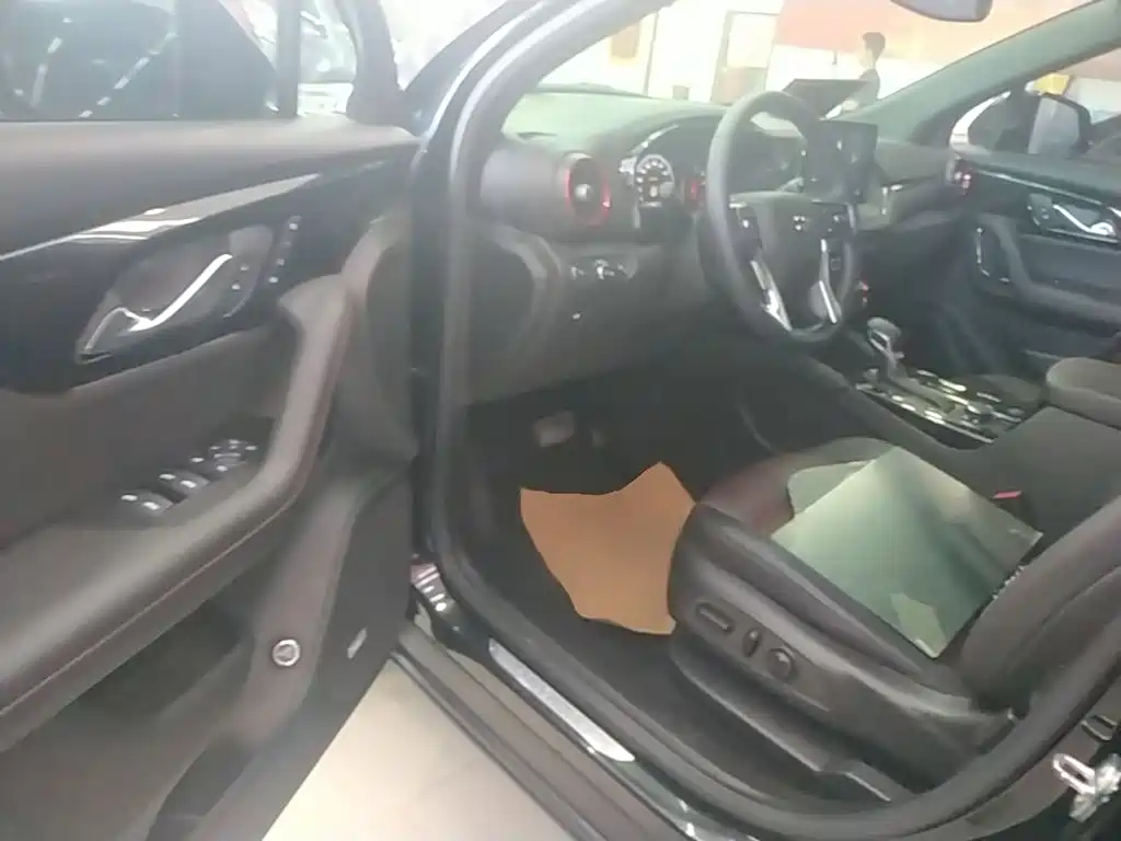 Chevrolet Blazer — миниатюра 16
